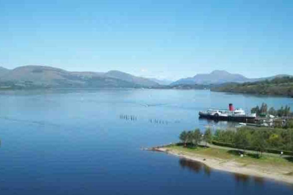 One Bedroom Flat On The Banks Of Loch Lomond Alexandria Exterior photo